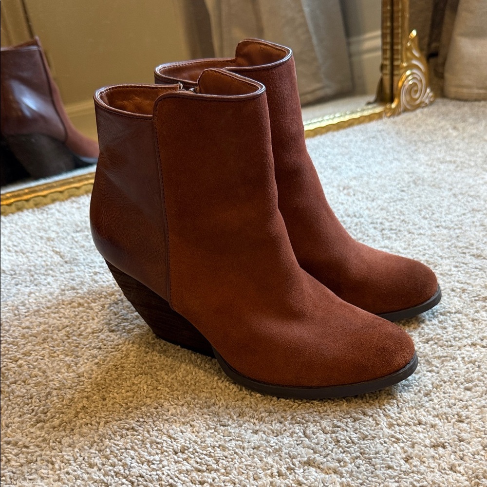 Very Volatile Rust Ankle Booties